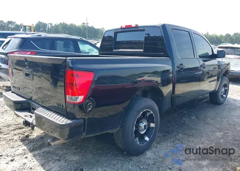 2015 Nissan Titan Pro-4X/S/Sl/Sv z USA, uszkodzony, nr VIN 1N6AA0EJ8FN513931